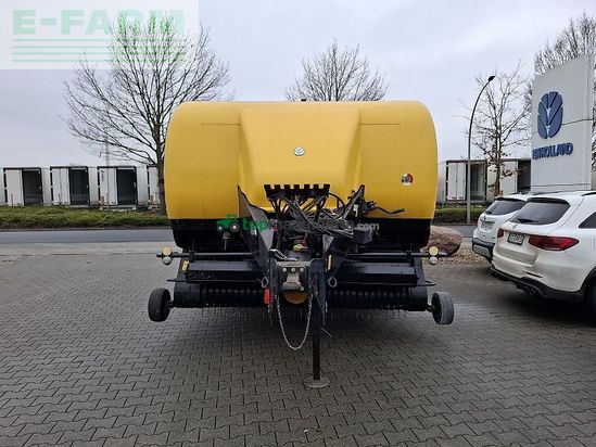 Empacadora gigant - New Holland - bb 9070 / bb9070