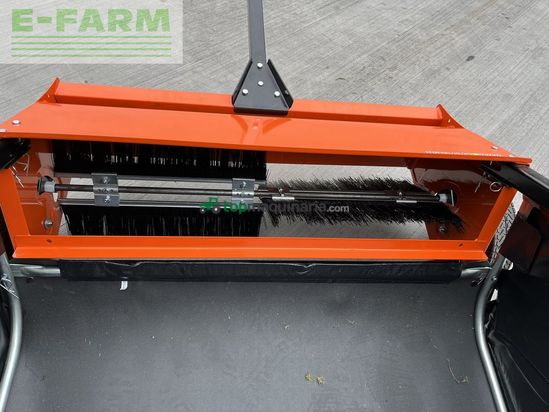 Tractor agrícola - Husqvarna - rasenkehrmaschine kompakt ca. 500l