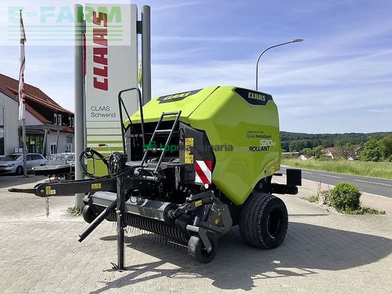 Empacadora gigant - Claas - rollant 520 rc cnob-edition