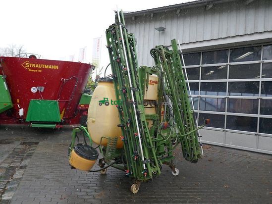 Atomizador - Amazone - uf 1000+fronttank & section control 15m gestänge