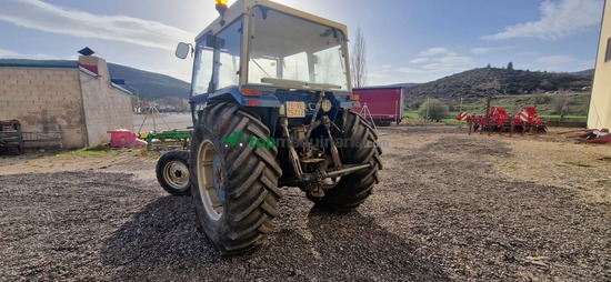 Tractor agrícola - Ebro - 6079 Sincro 12