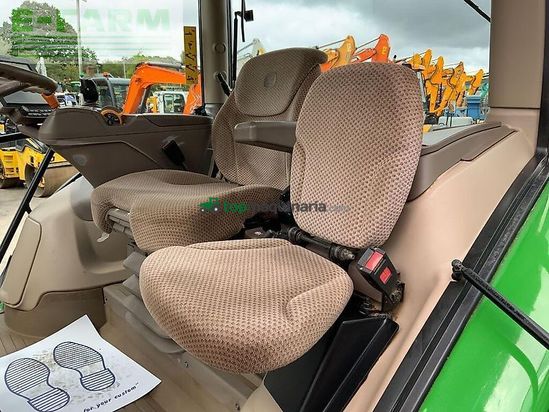 Tractor agrícola - John Deere - 6215r tractor (st23802)