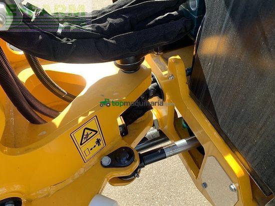 Minicargadora - JCB - 403 plus