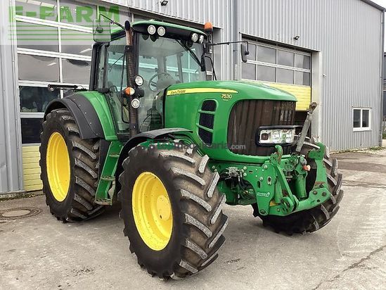 Tractor agrícola - John Deere - 7530 im kundenauftrag
