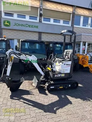 Excavadora - Bobcat - e08 aktion