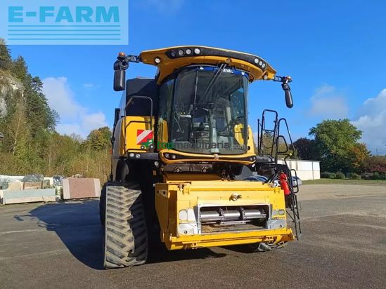 Cosechadora de Cereal - New Holland - cr9.90 smart trax