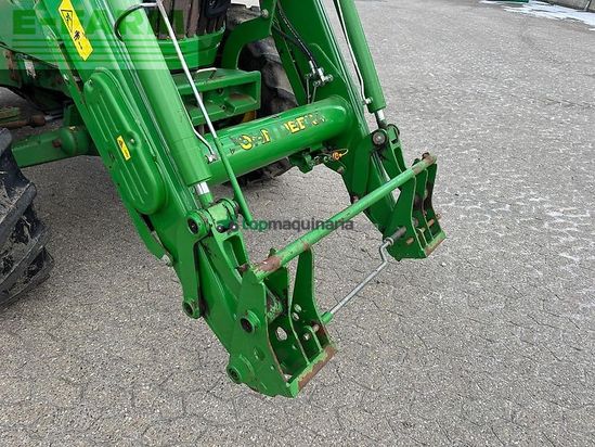 Tractor agrícola - John Deere - 6115r med frontlæsser