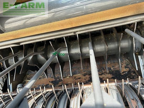 Empacadora gigant - Claas - variant 370 rf