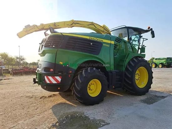 Cosechadora de Cereal - John Deere - 9700