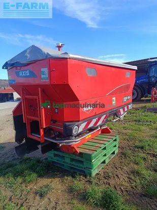 Esparcidor - Kuhn - axis 40.2 m-emc