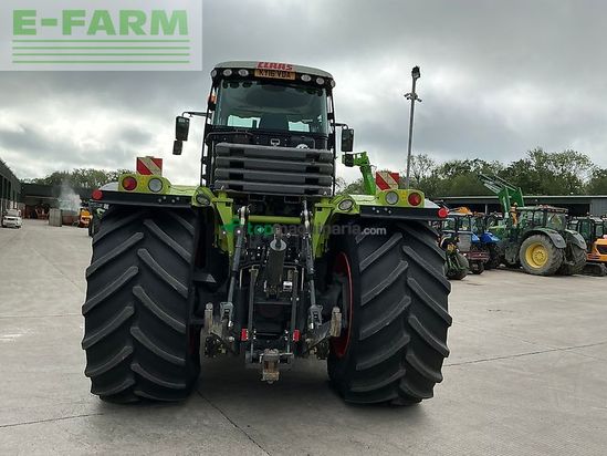 Tractor agrícola - Claas - xerion trac 5000 tractor (st26926)