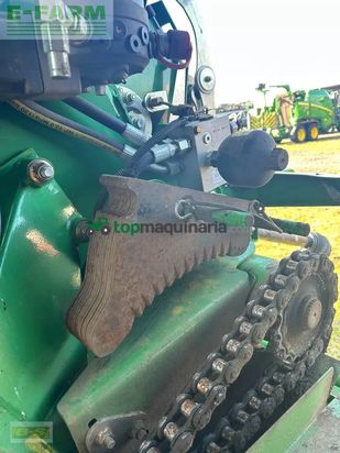 Empacadora gigant - John Deere - 990