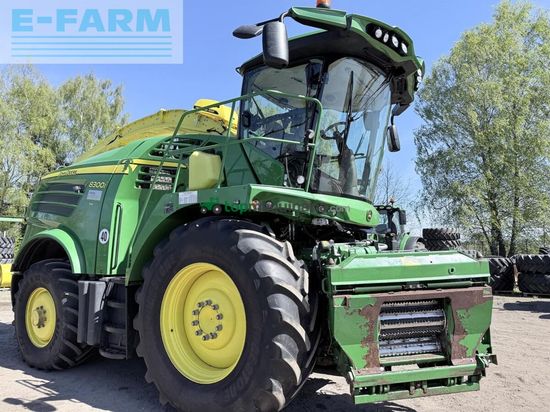 Cosechadora de Cereal - John Deere - 8300i
