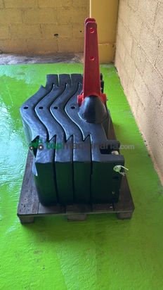 CONTRAPESA TRIPUNTAL DE ACERO FUNDIDO 1.500 KG