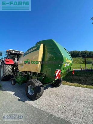 Empacadora gigant - Krone - comprima v 150 xc