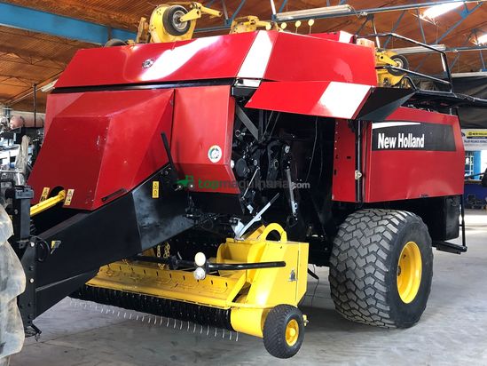 Empacadora gigante - New Holland - BB940