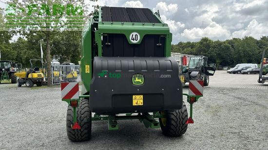 Empacadora gigant - John Deere - v461m - paket für rundballenpr