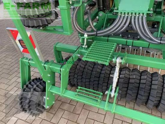 Combinado de siembra -  - wiesenstriegel 5m mit nachsaatgerät