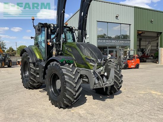 Tractor agrícola - Valtra - t175 versu telehandler (st24299) Versu