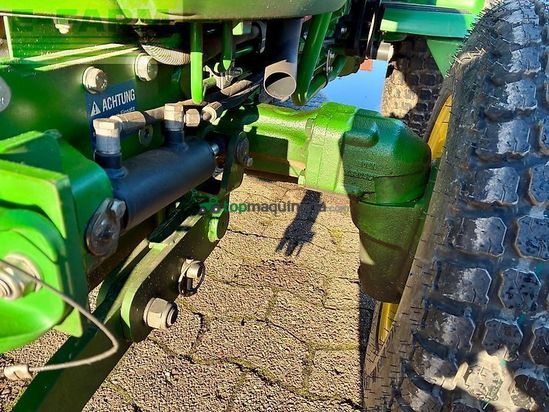 Tractor agrícola - John Deere - 3038-r 1235std. fkh & fzw