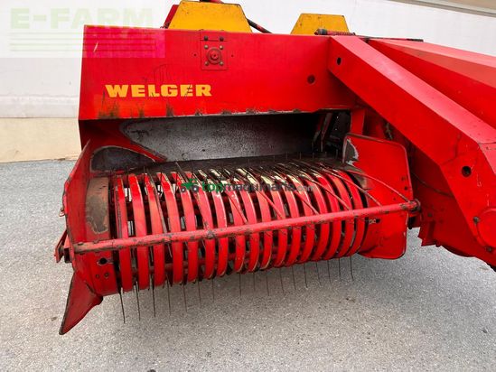 Empacadora gigant - Welger - ap45 mit anhänger