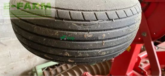 Henificador - Kverneland - taarup 8064