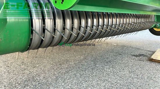 Empacadora gigant - John Deere - f441r hc 25