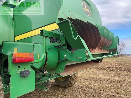 Cosechadora de Cereal - John Deere - t660