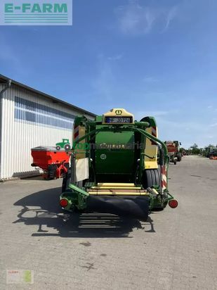 Empacadora gigant - Krone - comprima cv150 xc plus
