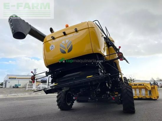 Cosechadora de Cereal - New Holland - ch 7.70 laterale