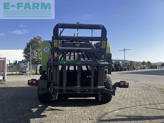 Empacadora gigant - Claas - quadrant 5200 fc