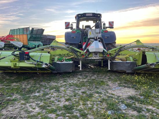 Equipo de siega CLAAS 8550  de mayales