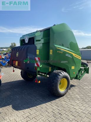 Empacadora gigant - John Deere - v451 m