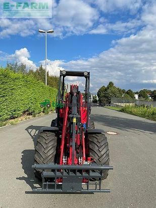 Minicargadora - Schaffer - 3650