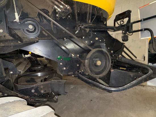 Cosechadora de Cereal - New Holland - CR9080
