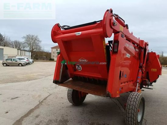 Esparcidor - Kuhn - altor 5070m gl