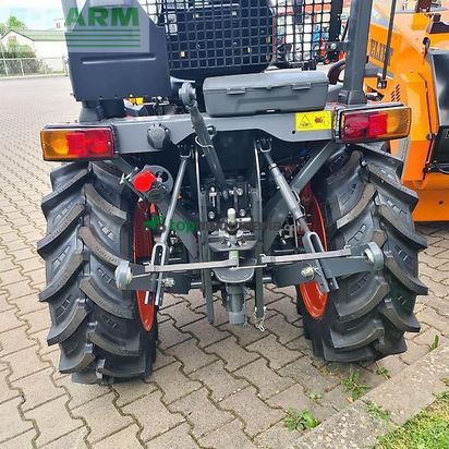Tractor agrícola - Kubota - b2-261 d rops frontlader quicke c12s