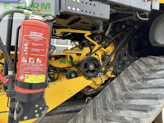 Cosechadora de Cereal - New Holland - cr 10.90