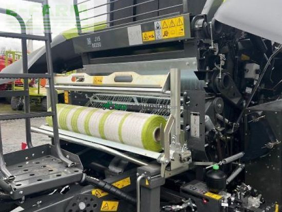 Empacadora gigant - Claas - variant 580 rc trend