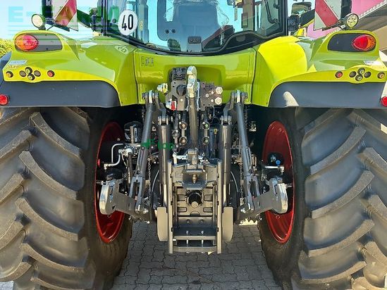 Tractor agrícola - Claas - arion 630 hexashift cis