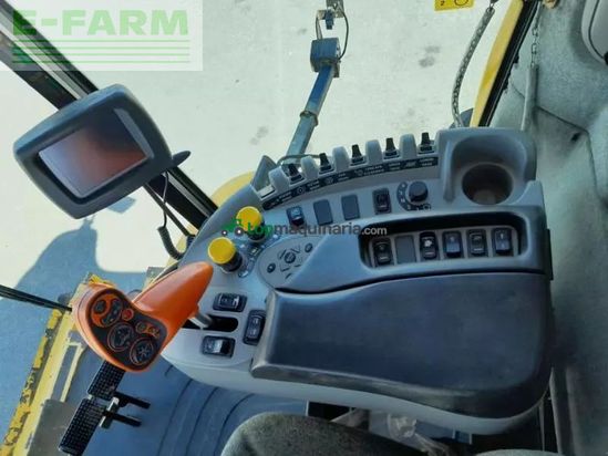 Cosechadora de Cereal - New Holland - cr980