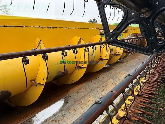 Cosechadora de Cereal - New Holland - cx8070 (cx8060,cx8080)