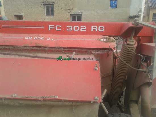 Segadora acondicionada - Kuhn - FC 302 RG
