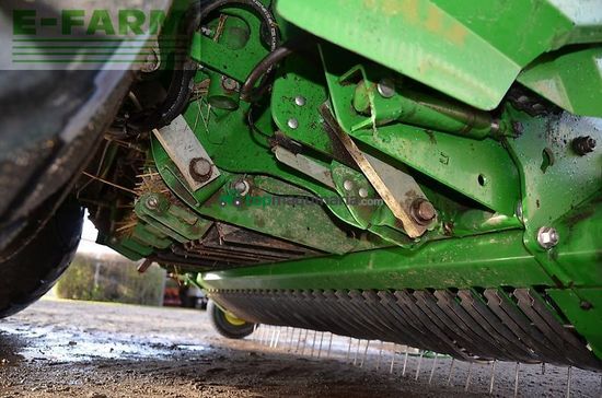 Empacadora gigant - John Deere - 990