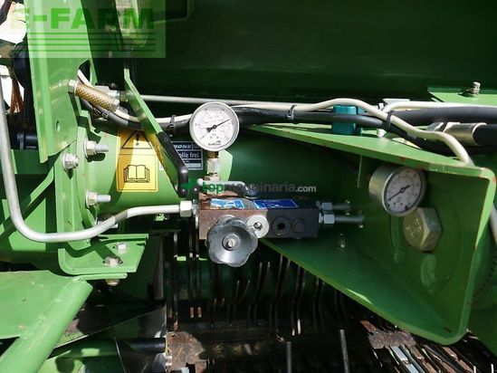 Empacadora gigant - Krone - vario pack 1500 mc