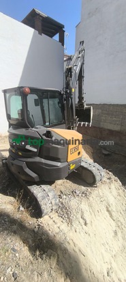 Miniexcavadora VOLVO ECR58D