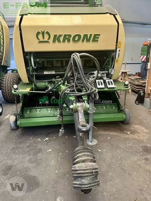 Empacadora gigant - Krone - comprima v 180 xc