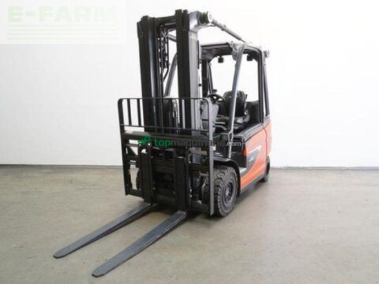 Elevadora - Linde - e 30 1252