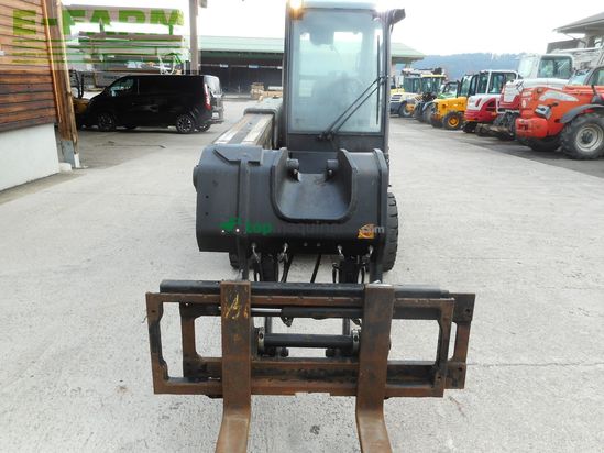 Elevadora - JCB - tlt 25 teletruck ( 4 meter - 2,5 tonnen ) telesk