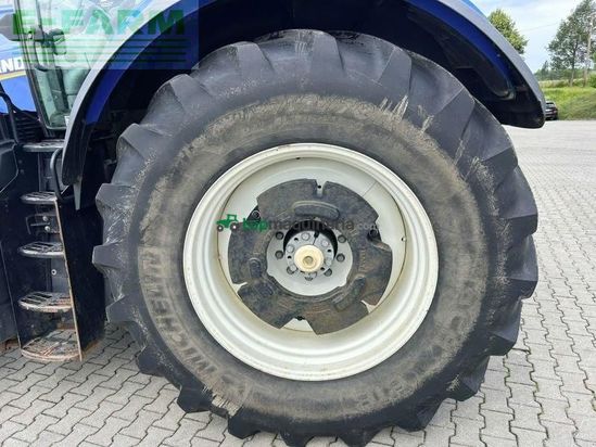 Tractor agrícola - New Holland - gebr. t7.275 new holland
